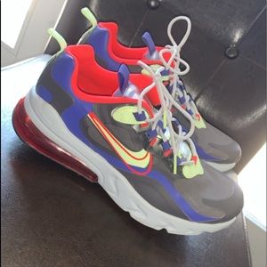 Size 6.5 y Nike tennis shoes